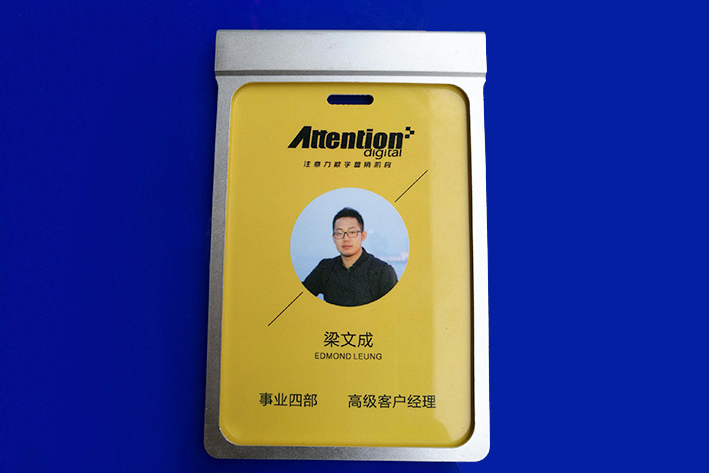 Aluminum alloy card holder